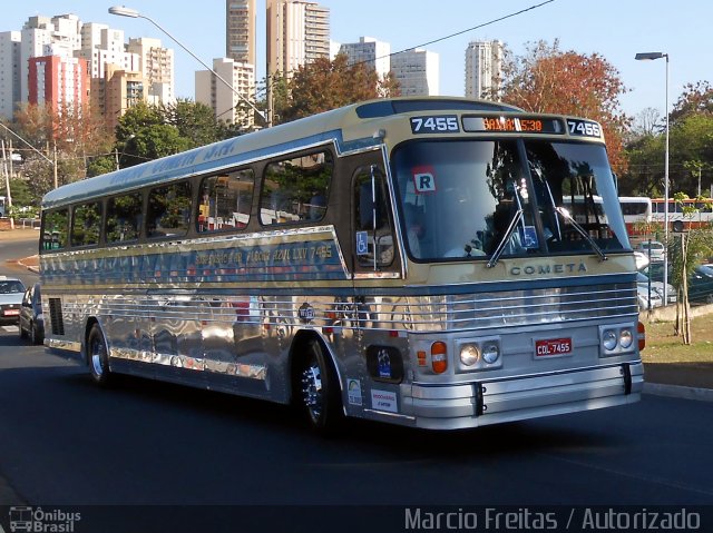 Viação Cometa 7455 na cidade de Ribeirão Preto, São Paulo, Brasil, por Lucas Borges . ID da foto: 2044190.