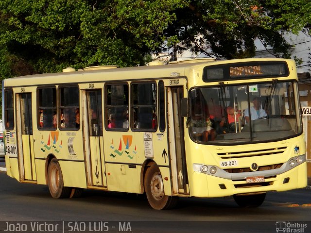 Expresso Tapajós 48-001 na cidade de São Luís, Maranhão, Brasil, por João Victor. ID da foto: 2043555.