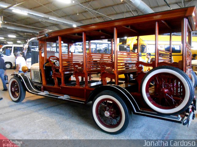 Antiguidades 1928 na cidade de Novo Hamburgo, Rio Grande do Sul, Brasil, por Jonatha Cardoso. ID da foto: 2049162.