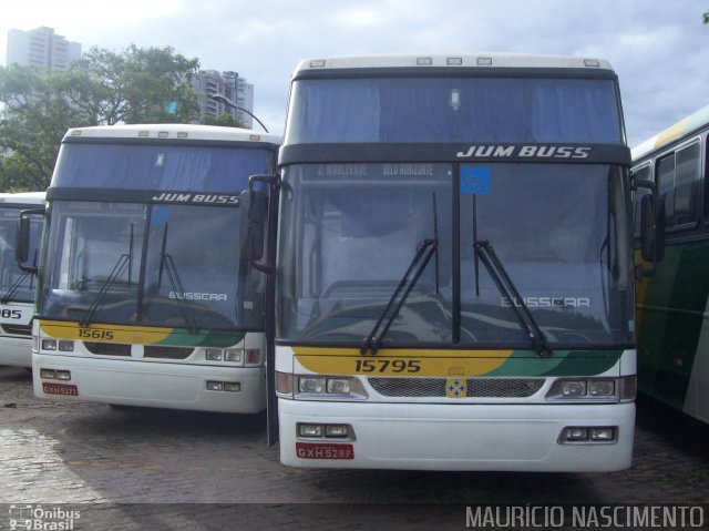 Empresa Gontijo de Transportes 15795 na cidade de Belo Horizonte, Minas Gerais, Brasil, por Maurício Nascimento. Número da foto: #2049185.