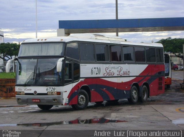 Expresso São Luiz 6720 na cidade de Goiânia, Goiás, Brasil, por André  Luiz. Número da foto: #2052497.