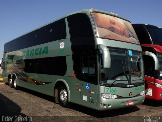 Viação Garcia 7166 na cidade de Londrina, Paraná, Brasil, por Eder Pereira. Número da foto: #2056462.