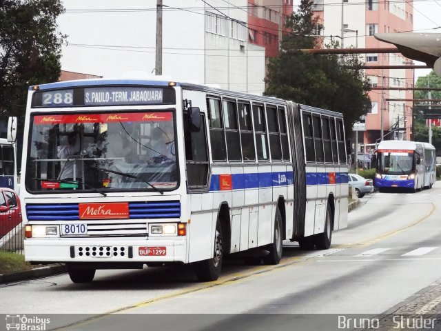 Metra - Sistema Metropolitano de Transporte 8010 na cidade de São Bernardo do Campo, São Paulo, Brasil, por Bruno   Studer. ID da foto: 2059925.