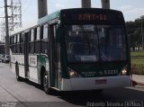 Via Sul Transportes Urbanos 5 2233 na cidade de São Paulo, São Paulo, Brasil, por Roberto Teixeira. Número da foto: #:id.