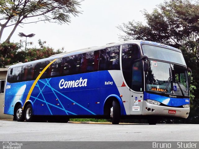 Viação Cometa 6704 na cidade de São Paulo, São Paulo, Brasil, por Bruno   Studer. ID da foto: 2027465.