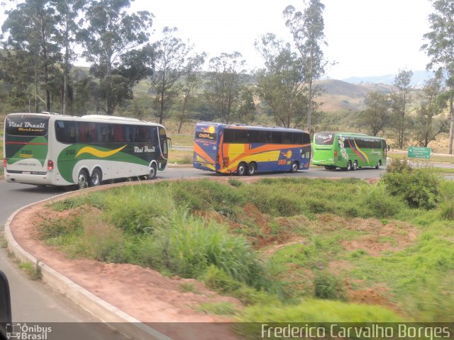 Auto Viação Vital Brazil 2102 na cidade de Pouso Alto, Minas Gerais, Brasil, por Frederico Carvalho Borges. Número da foto: #2026048.