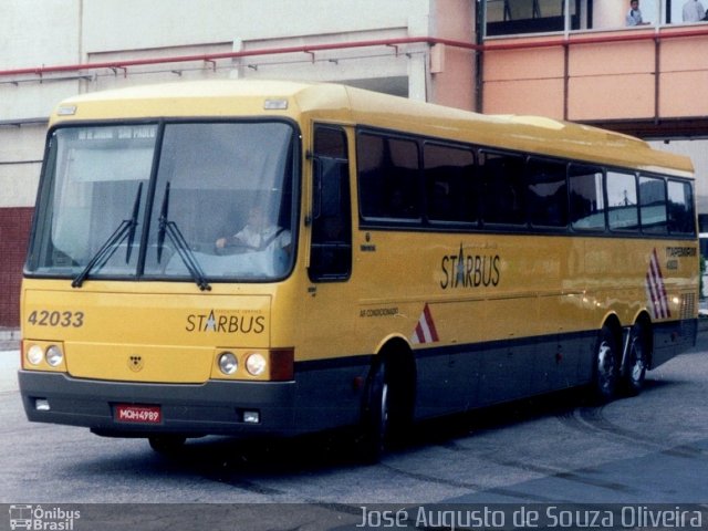 Viação Itapemirim 42033 na cidade de Rio de Janeiro, Rio de Janeiro, Brasil, por José Augusto de Souza Oliveira. ID da foto: 2062290.