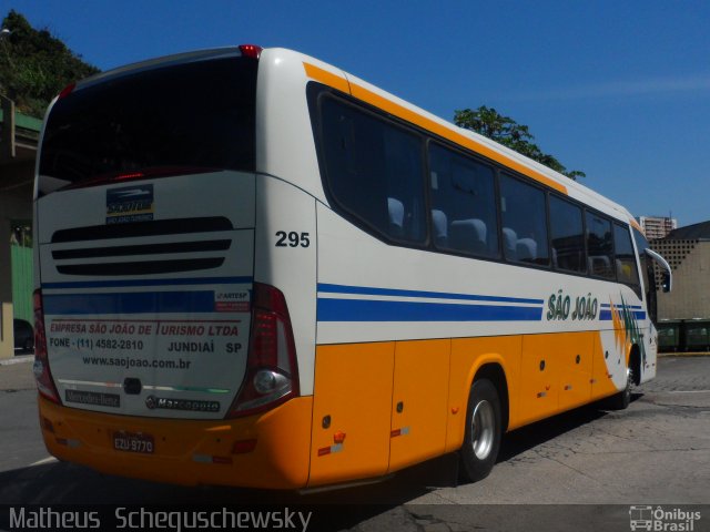 Sajotur - São João Turismo Jundiaí 295 na cidade de Santos, São Paulo, Brasil, por Matheus  Scheguschewsky. Número da foto: #2064748.
