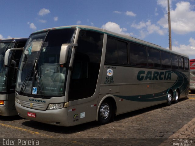 Viação Garcia 6528 na cidade de Londrina, Paraná, Brasil, por Eder Pereira. ID da foto: 2064676.