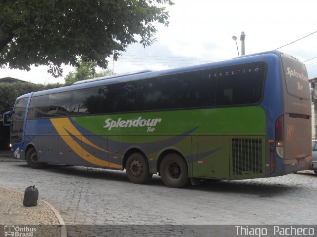 Splendour Tur 2601 na cidade de Januária, Minas Gerais, Brasil, por Thiago  Pacheco. Número da foto: #2065887.