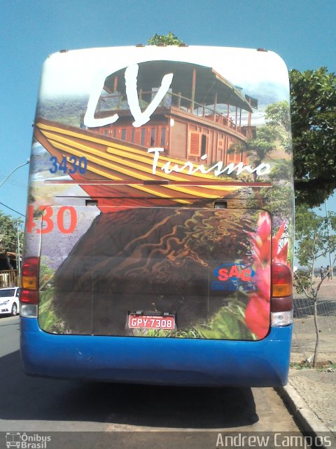 LV Turismo 3430 na cidade de Pirapora, Minas Gerais, Brasil, por Andrew Campos. Número da foto: #2065496.
