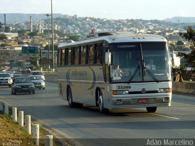 Expresso Braziltur 25300 na cidade de Belo Horizonte, Minas Gerais, Brasil, por Adão Raimundo Marcelino. Número da foto: #2069012.