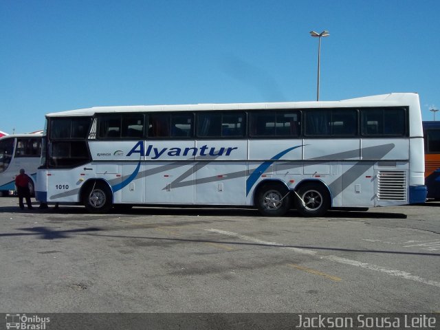 Alyantur Transporte e Turismo 1010 na cidade de Aparecida, São Paulo, Brasil, por Jackson Sousa Leite. ID da foto: 2071922.