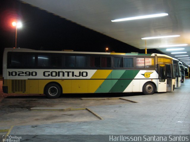 Empresa Gontijo de Transportes 10290 na cidade de Camanducaia, Minas Gerais, Brasil, por Harllesson Santana Santos. Número da foto: #2075697.