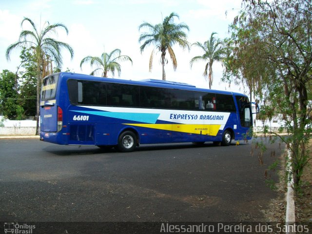 Expresso Araguari 66101 na cidade de Araguari, Minas Gerais, Brasil, por Alessandro Pereira dos Santos. Número da foto: #2079456.