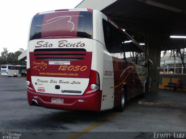 Viação São Bento Ribeirão Preto 12050 na cidade de Ribeirão Preto, São Paulo, Brasil, por Erwin  Luiz. Número da foto: #2080778.