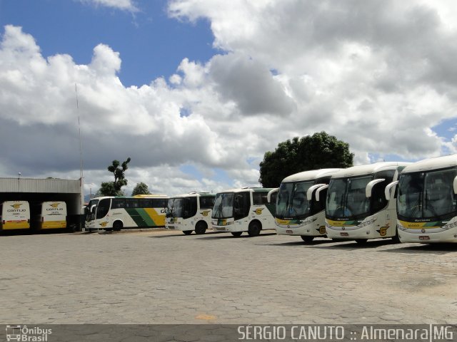 Empresa Gontijo de Transportes Garagem AMJ na cidade de Almenara, Minas Gerais, Brasil, por Sérgio Augusto Braga Canuto. ID da foto: 2079134.