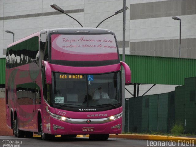 Viação Garcia 7137 na cidade de São Paulo, São Paulo, Brasil, por Leonardo Fidelli. Número da foto: #2030670.