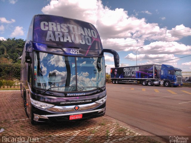 Cristiano Araújo 4221 na cidade de Limeira, São Paulo, Brasil, por Ricardo Zuin. Número da foto: #2033122.