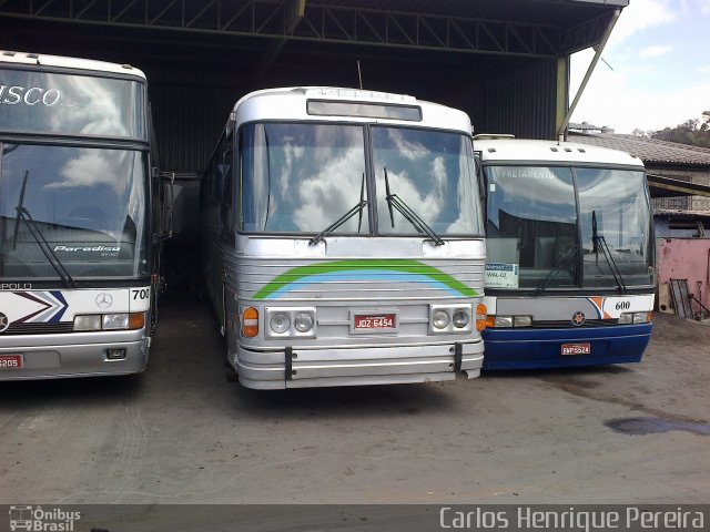 Ônibus Particulares  na cidade de Belo Horizonte, Minas Gerais, Brasil, por Carlos Henrique Pereira. Número da foto: #2035386.