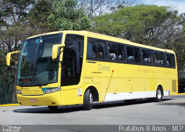 Viação Itapemirim 9703 na cidade de São Paulo, São Paulo, Brasil, por Cristiano Soares da Silva. ID da foto: 2035766.