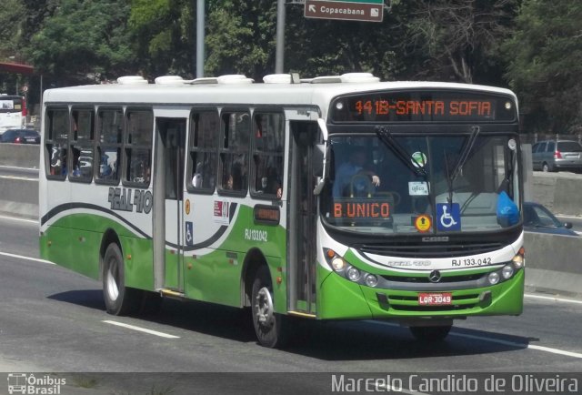 Expresso Real Rio RJ 133.042 na cidade de Rio de Janeiro, Rio de Janeiro, Brasil, por Marcelo Candido de Oliveira. ID da foto: 2037648.